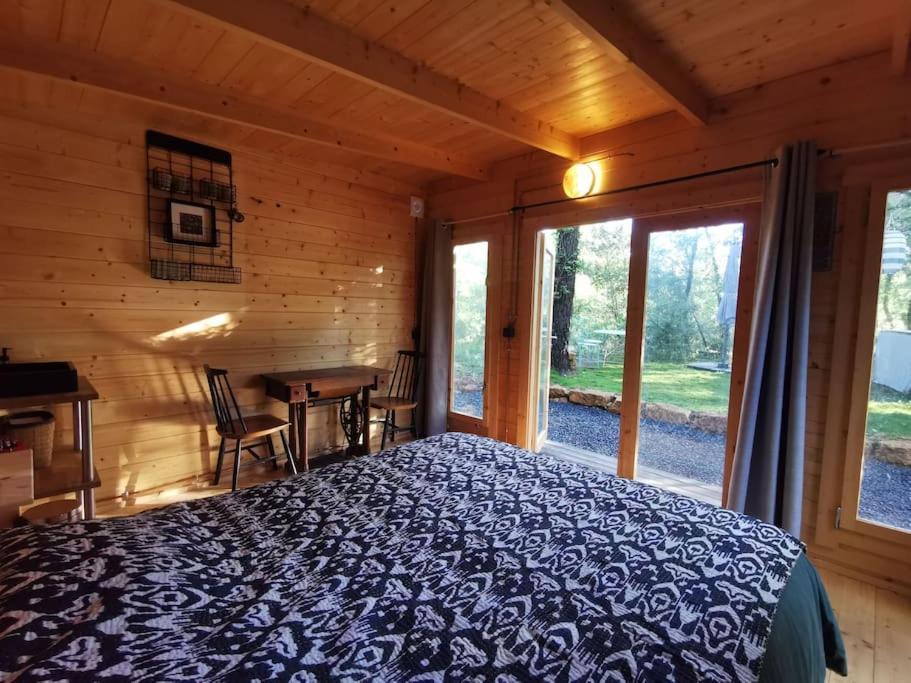 Cabanon Dans Un Ecrin De Verdure Калиан Екстериор снимка